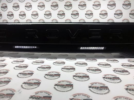 LR093451 Задний центральный фонарь Black Range Rover Velar L560