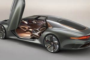 Bentley відкладуть випуск фірмового електрокара