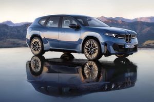 BMW анонсувала базову модифікацію електрокросовера iX3