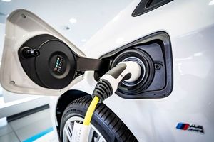 BMW встановлять 360.000 електромобільних зарядок в Китаї