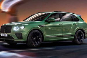 Дизайн Continental с виртуальной панелью — новый Bentley Bentayga 2021
