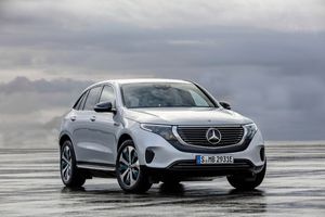 Електромобіль Mercedes EQC отримає дві нові модифікації