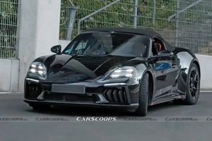 Электрический Porsche Boxster сбросил камуфляж на дорожных тестах