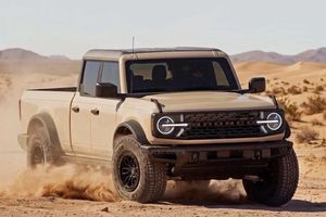 Ford готовит рамный пикап на базе внедорожника Bronco