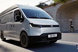 Ford представив новий компактний електричний фургон Transit City