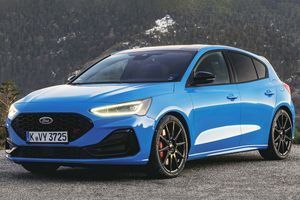 Ford знімає з виробництва легендарний Focus