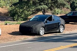 Фотошпионы впервые поймали новую Tesla Model Y