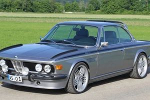 Класичне купе BMW E9 70-х років схрестили із седаном BMW M5