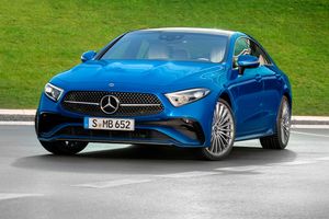 Компания Mercedes обновила CLS 2022