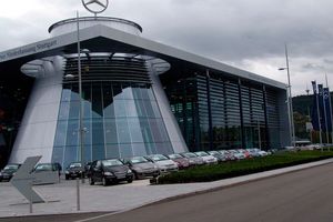 Компания Nokia выиграла суд у Mercedes-Benz: может остановиться продажа автомобилей