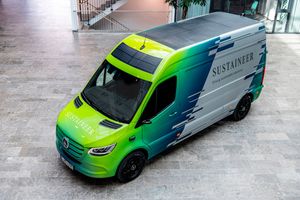 Mercedes представили экологичный фургон будущего