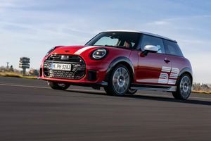 Mini представила спеціальну версію 1965 Victory Edition