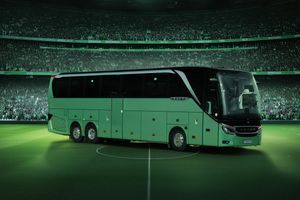 На автобусах Mercedes будут возить клубы Бундеслиги