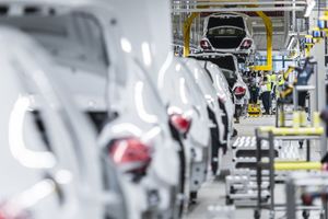 На производствах Mercedes пройдут огромные сокращения