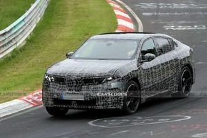 Новый электрический купе-кроссовер BMW iX4 впервые заметили на тестах