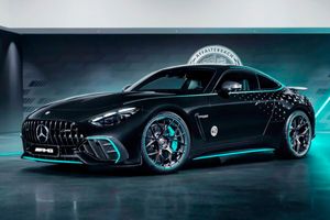 Новый лимитированный Mercedes-AMG GT уже готовится к продажам!