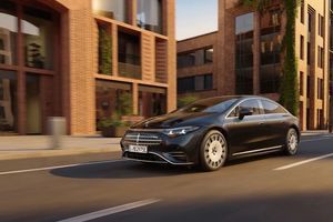 Обновленный флагман Mercedes-Benz EQS представлен официально