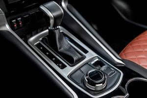 Патент від Ford з ручним перемикачем передач для електрокарів