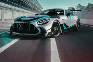 Показали новий гоночний спорткар Mercedes-AMG за $800,000