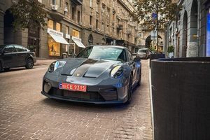 Porsche резко поднимет цены на авто: сколько будут стоить самые дорогие модели