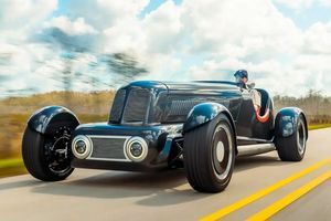 Раритетний спорткар Ford V8 1934 року повернули на конвеєр