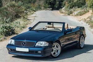 Рідкісний родстер Mercedes SL Brabus 1999 року виставили на аукціон