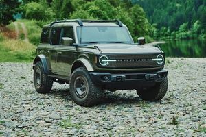 Розкішний позашляховик Ford Bronco Filson кидає виклик конкурентам