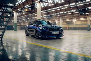 Тюнери зробили електричний BMW i5 агресивнішим і помітнішим