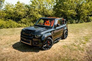 У Land Rover Defender з'явилася версія з відкритим верхом