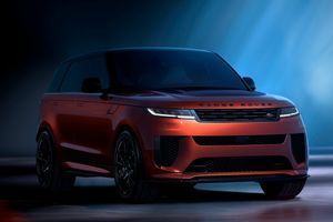 У Range Rover Sport появилась облегченная карбоновая версия