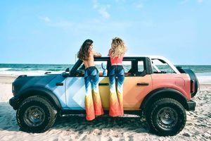 У Ford представили відразу два концепти для Bronco