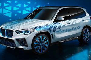 В Мюнхене показали новый водородный BMW iX5
