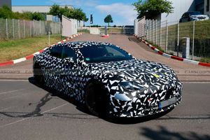 В сеть слили салон следующего Mercedes-AMG
