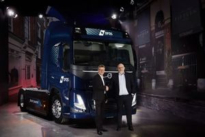 Volvo Trucks отримали контракт на постачання 100 електровантажівок
