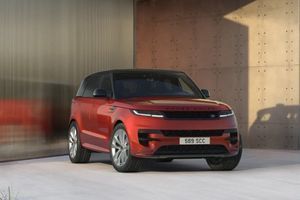 Выпустили юбилейную версию Range Rover Sport с двигателем V8