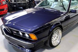 Виставлено на продаж унікальний BMW М6 1987 року випуску