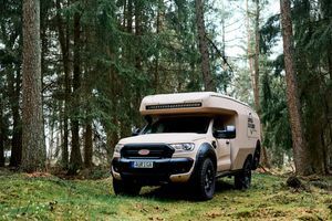 З Ford Ranger зробили всюдихідний будинок на колесах