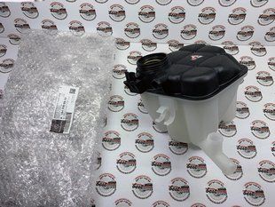 A1665000049, A 166 500 00 49 Бачок расширительный Mercedes GLE W166 / GLS X166