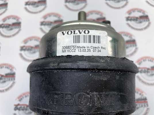 30680751 Опора (подушка) двигателя передняя Volvo XC90 (-14)