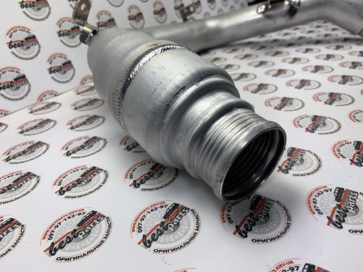 31657814 Трубка наддуву повітря Volvo XC70 (-16) / XC60 (-17) / V70 (-16) / V60 (-18) / S60 (-18) / S80 (-16)