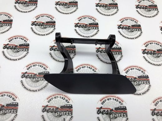 A16686002089999, A 166 860 02 08 9999 Кришка бампера для форсунки омивача фари права Mercedes ML / GLE W166