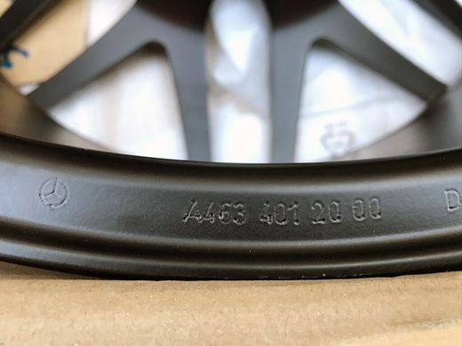 A46340120009Y15, A 463 401 20 00 9Y15 Диск колесный AMG R22 (10Jx22xET36) кованный черный матовый с красным кантом Mercedes G W463