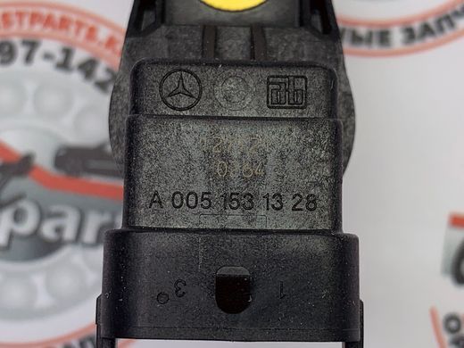 A0051531328, A 005 153 13 28 Датчик положения распредвала Mercedes M611 / M612 / M640 / M642 / M646 / M647 / M648