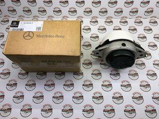 A1662406017, A 166 240 60 17 Подушка (Опора) двигателя левая Mercedes GLE W166 / GLS X166