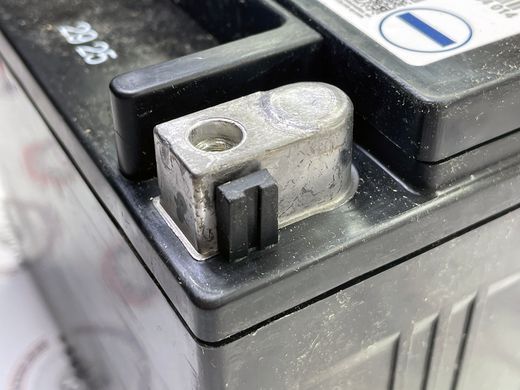 A000982950864, A 000 982 95 08 64 Акумулятор (АКБ) бортової мережі 12V 10AH Mercedes C W205 / E W213 / GLC X253 / X W470 / Sprinter W906 / V W447