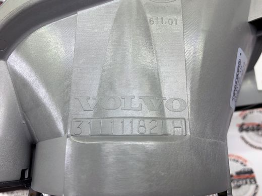 31111182 Фара противотуманная передняя левая Volvo XC90 (-14)