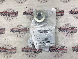RFD500020 Гайка передней ступицы Range Rover Sport L320 / Land Rover Discovery 3/4 L319 / Freelander 2 L359