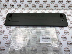 9Y0807287AFOK1, 9Y0 807 287 AFOK1 Подіум рамки номерного знака переднього бампера EU Porsche Cayenne 9YA-2