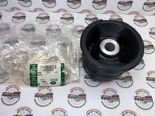 KHC000050 Подушка (Опора) заднего подрамника передняя Range Rover Vogue L322