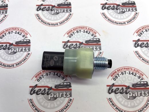 12618613333, 12 61 8 613 333 Датчик температури / тиску масла двигуна BMW N20 / 1 F20/F21 / 2 F22/F23 / 3 F30/F31/F34/F35 / 4 F32/F33/F36 / 5 F07/F10/F11/F18 / X1 E84 / X3 F25 / X4 F26 / X5 F15 / X6 F16 / Z E89